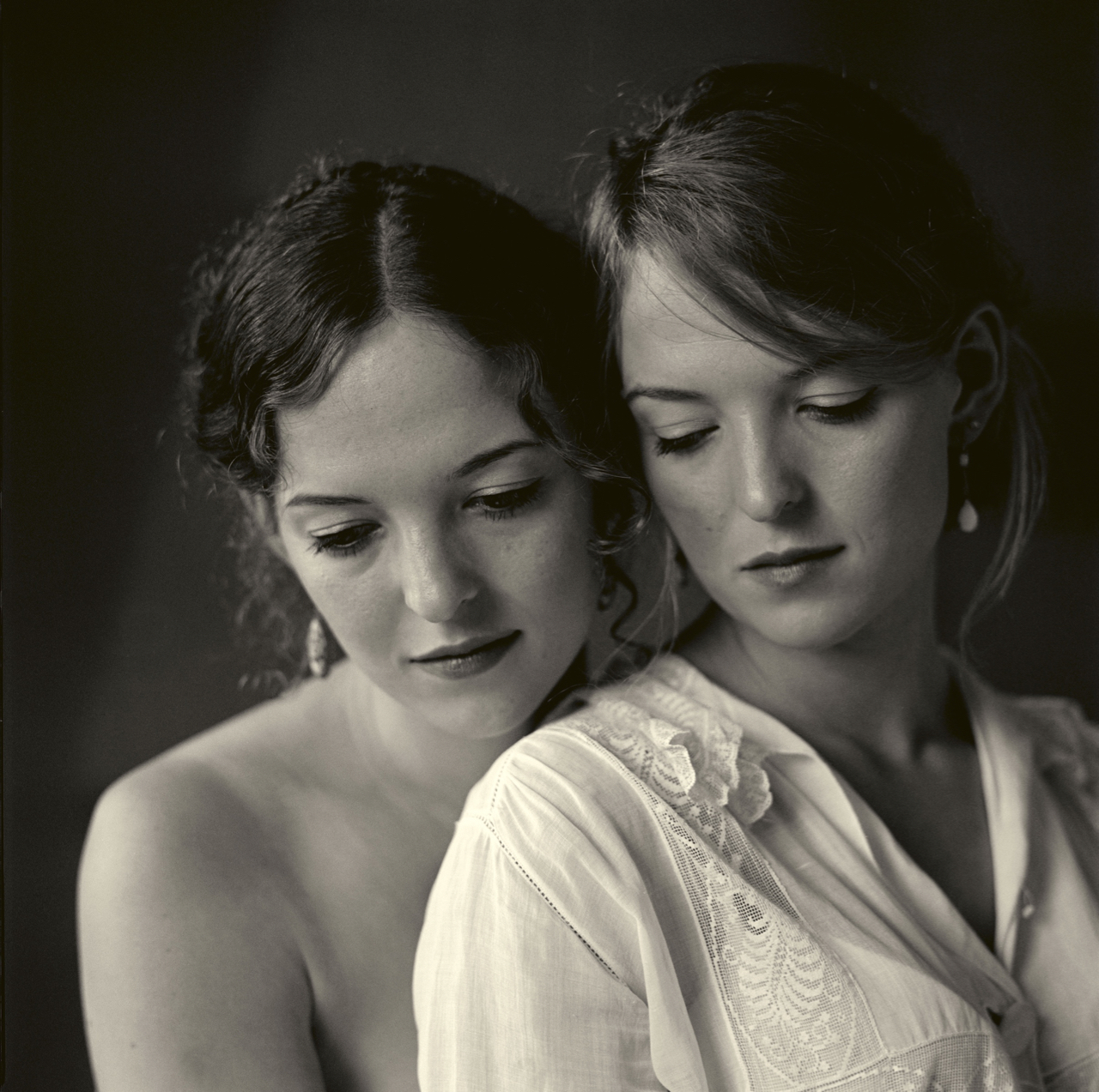 Vera and Warja Tolstoj